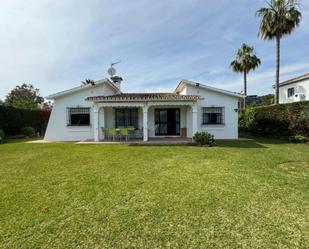 Exterior view of House or chalet to rent in Estepona  with Air Conditioner