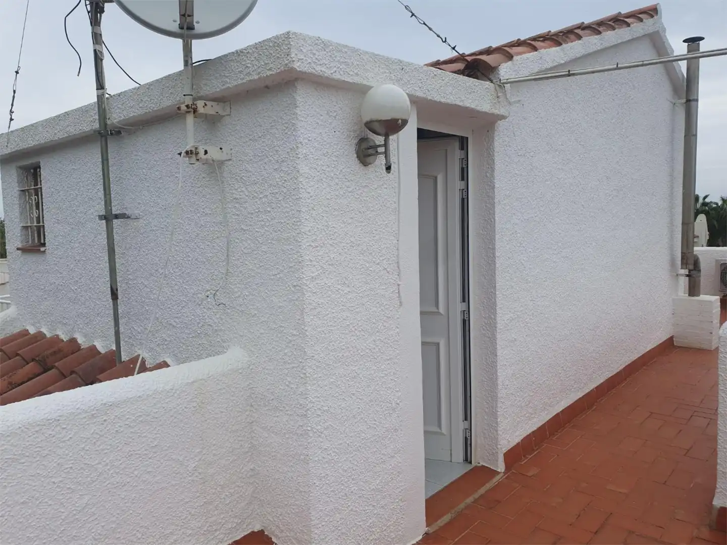 Wohnung zum Verkauf in Passeig Marítim, 34, Deltebre Außenansicht von Wohnung zum Verkauf in Deltebre mit Klimaanlage, Heizung und Privatgarten