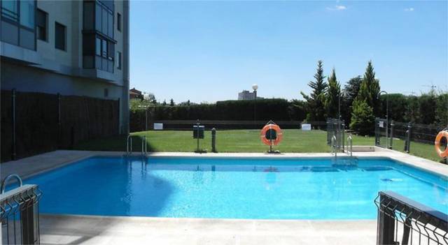 Piso en Alquiler en Calle Bausá, 17 en Costillares