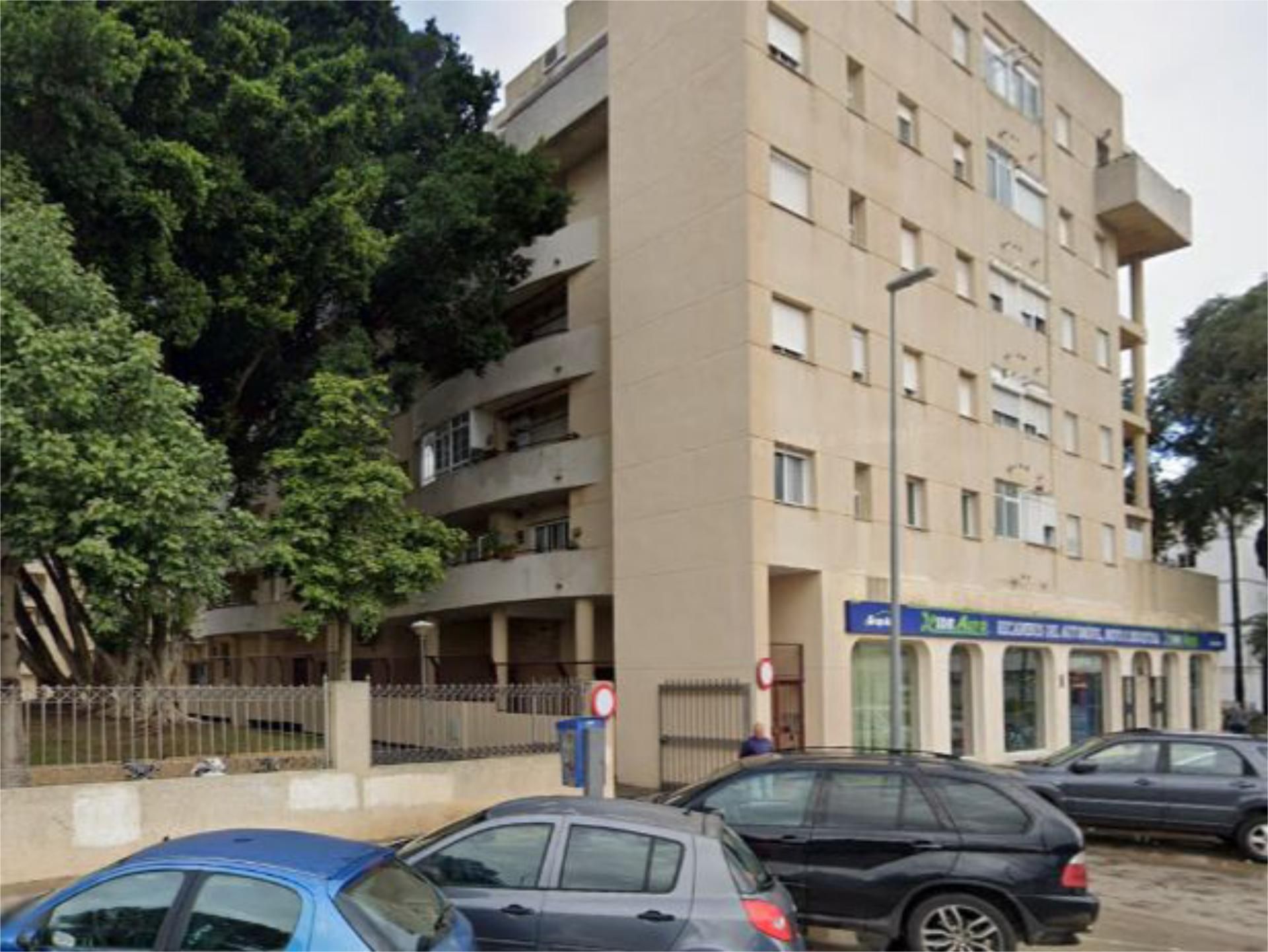 Vista exterior de Pis en venda en El Puerto de Santa María amb Terrassa