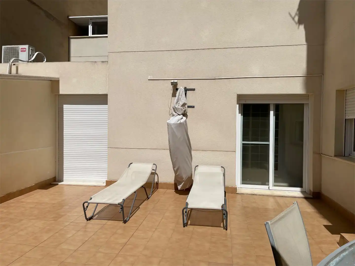 Piso en venta en Calle Francisco Montero Pérez, 81, Los Ángeles Terraza de Piso en venta en Alicante / Alacant con Aire acondicionado