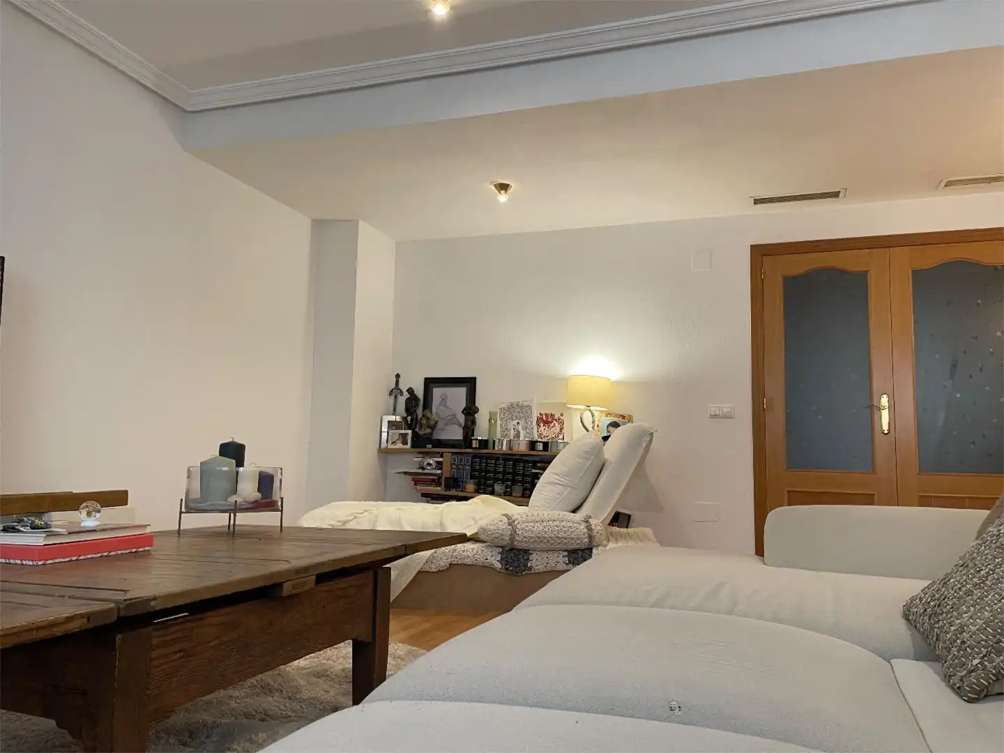 Piso en venta en Calle Francisco Montero Pérez, 81, Los Ángeles Sala de estar de Piso en venta en Alicante / Alacant con Aire acondicionado