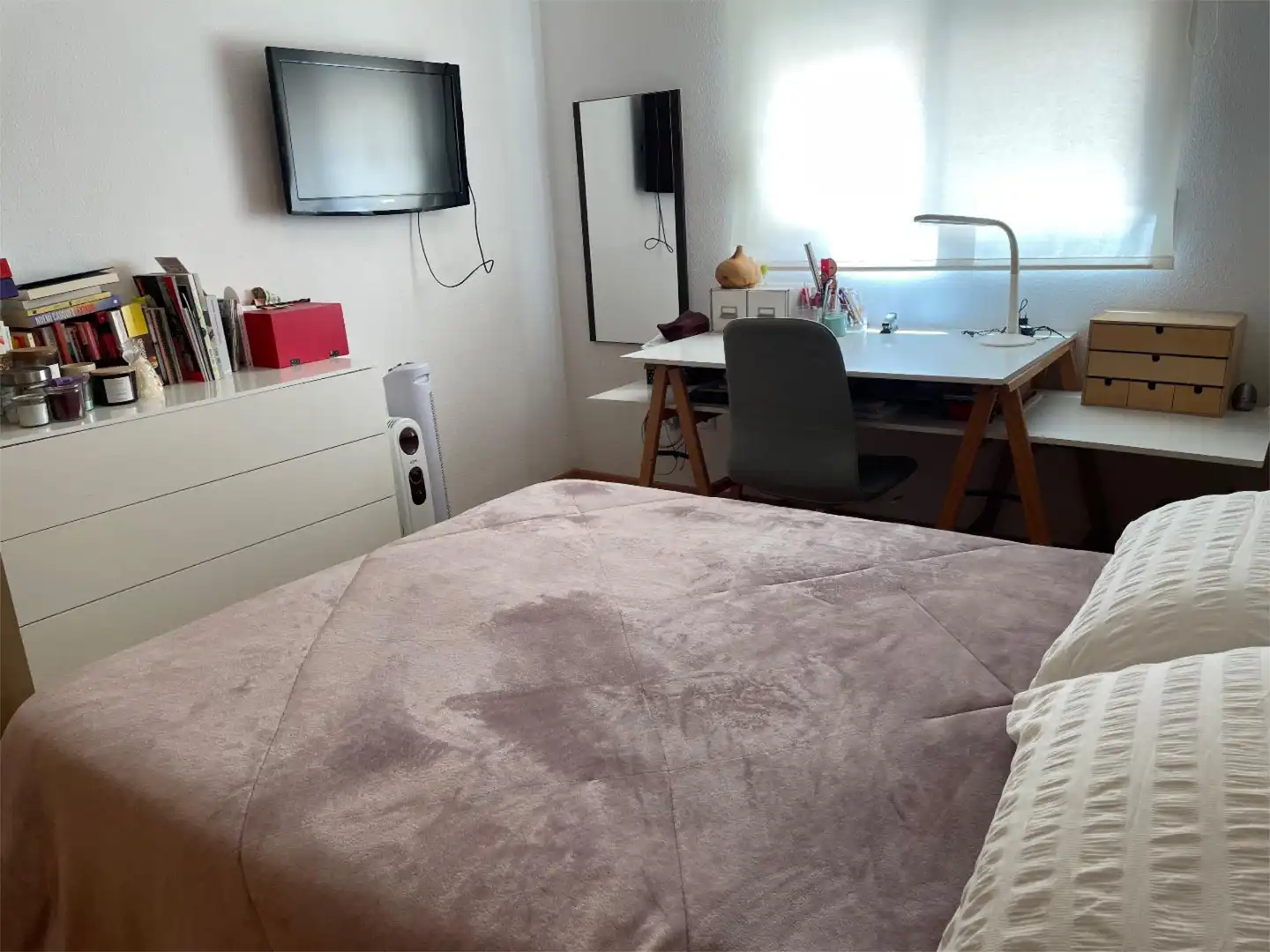Piso en venta en Calle Francisco Montero Pérez, 81, Los Ángeles Habitación de Piso en venta en Alicante / Alacant con Aire acondicionado