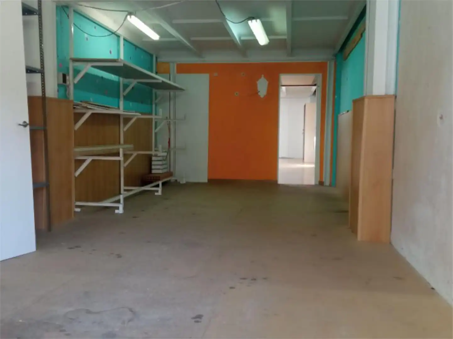 Local en venta en Calle de Saturno, 56, Valdefierro Local en venta en Zaragoza