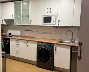 Kitchen of Flat to rent in  Madrid Capital  with Air Conditioner