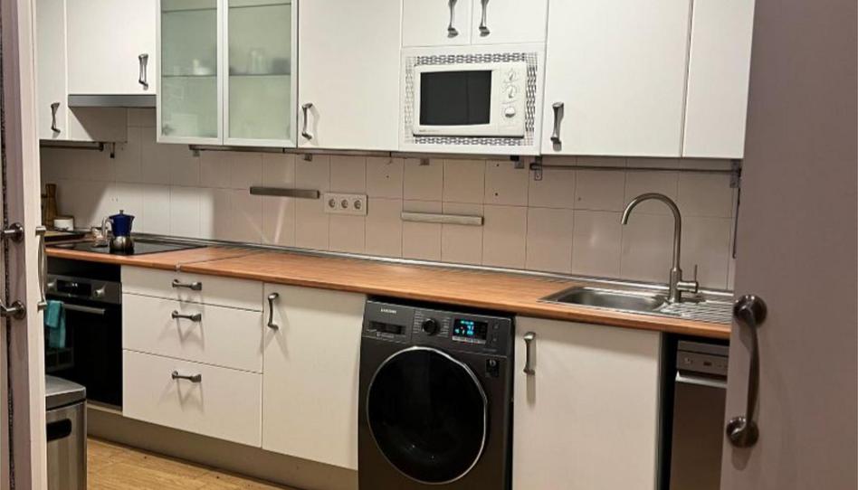 Photo 1 of Flat to rent in Calle de Miami, 14, Salvador, Madrid