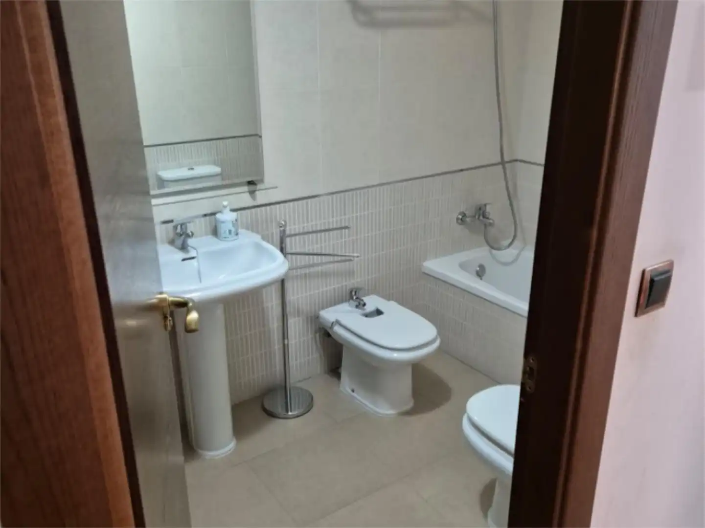 Piso en venta en Avenida de Azorín, 26, Cieza Baño de Piso en venta en Cieza con Aire acondicionado, Calefacción y Trastero