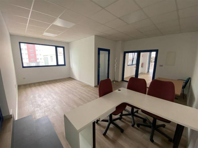 Oficina en Alquiler en Rúa Carril do Catasol, 4 en San Roque - As Fontiñas