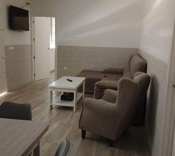 Flat to rent in Calle el Aguila, 2d, El Higuerón, Córdoba - image 1 Photo 1 of Flat to rent in Calle el Aguila, 2d, El Higuerón, Córdoba