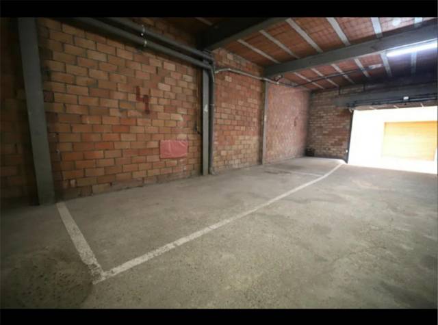 Garaje en Alquiler en Calle V. del Sol del Pont, 44 en Roda de Ter