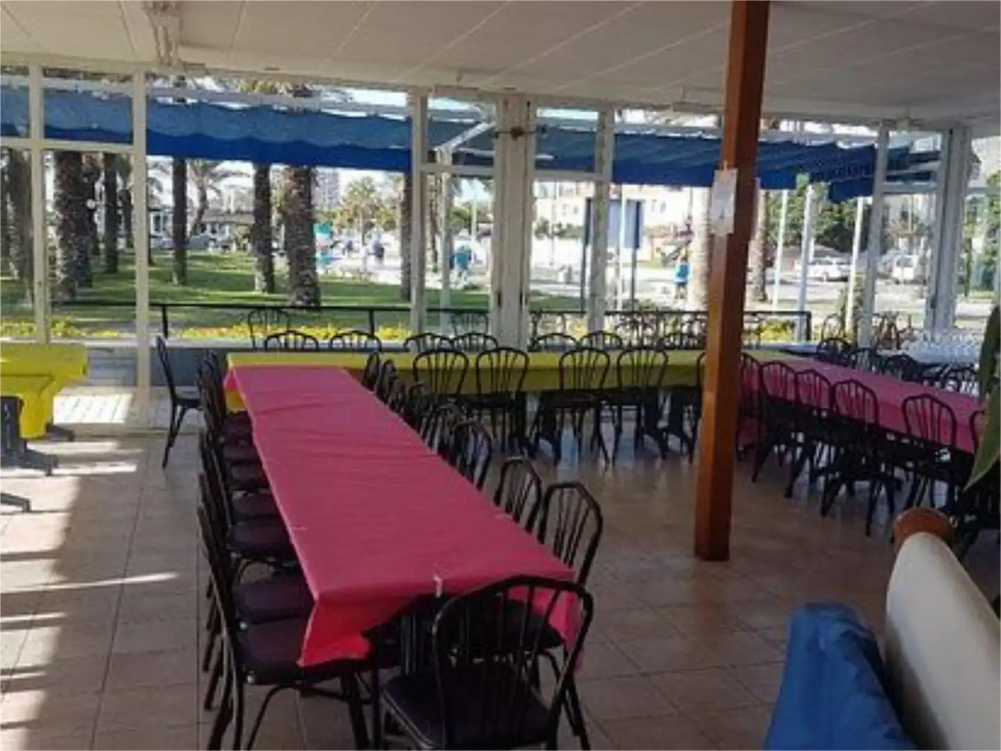 Local en venta en Paseo de Maritimo Torremolinos, Los Álamos Local en venta en Torremolinos con Amueblado