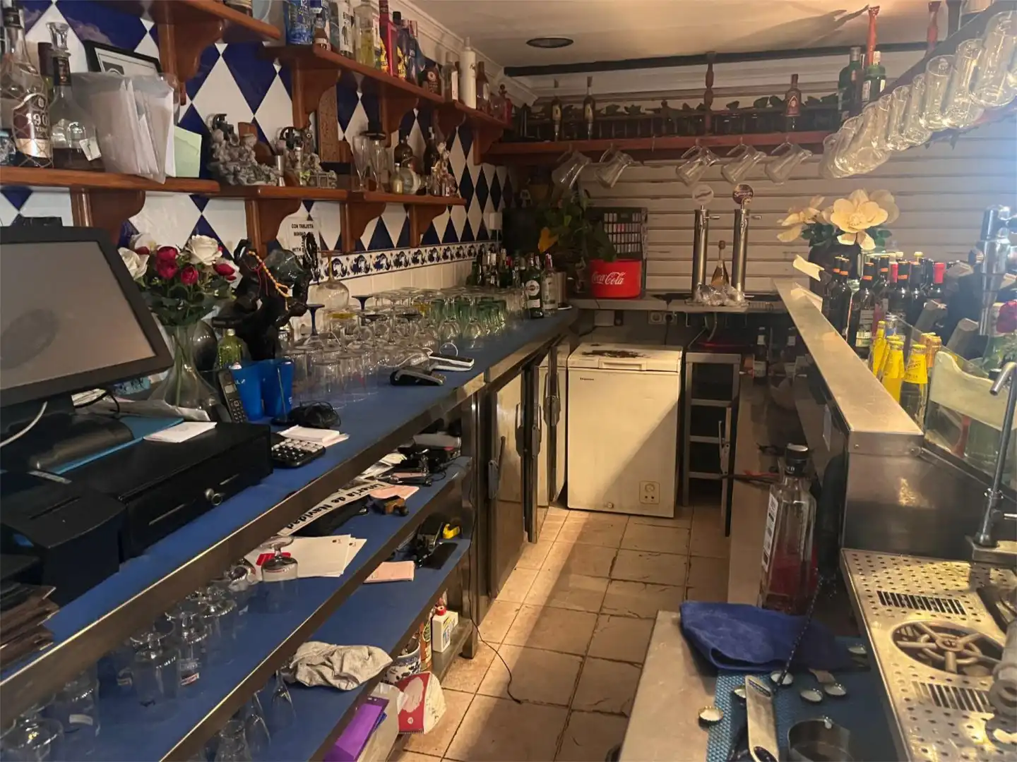 Local en venta en Paseo de Maritimo Torremolinos, Los Álamos Local en venta en Torremolinos con Amueblado