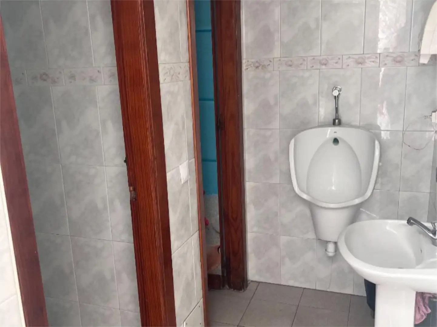 Local en venta en Paseo de Maritimo Torremolinos, Los Álamos Baño de Local en venta en Torremolinos con Amueblado