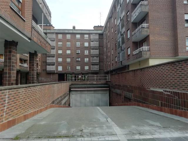 Garaje en Venta en Severo Ochoa Kalea, 15 en Arrigorriaga