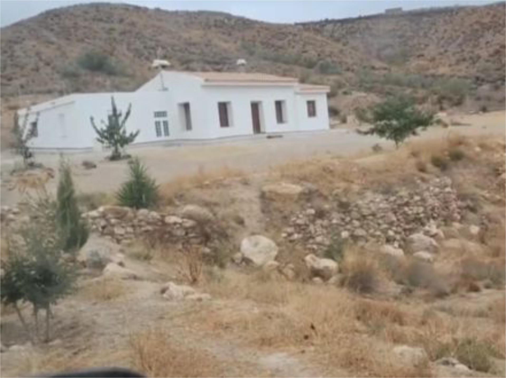 Pis de lloguer en Taberno amb Calefacció, Jardí privat i Terrassa