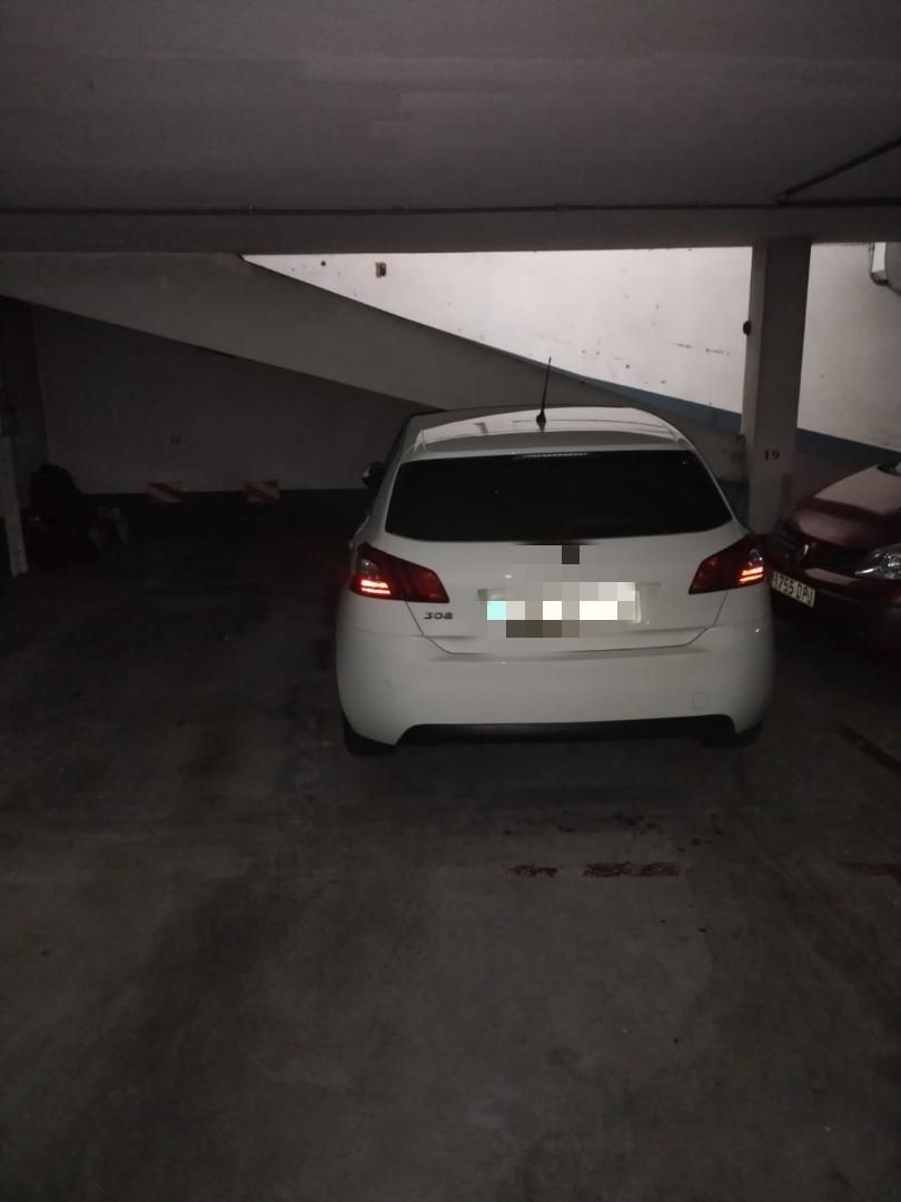 Parking of Garage to rent in Arteixo