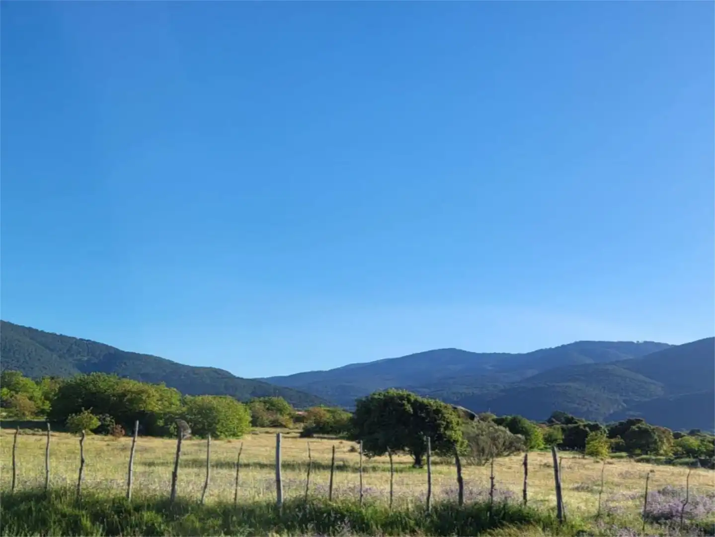 Country homes for sale in Calle Valdesanmartin, 15f, El Tiemblo Country homes for sale in El Tiemblo