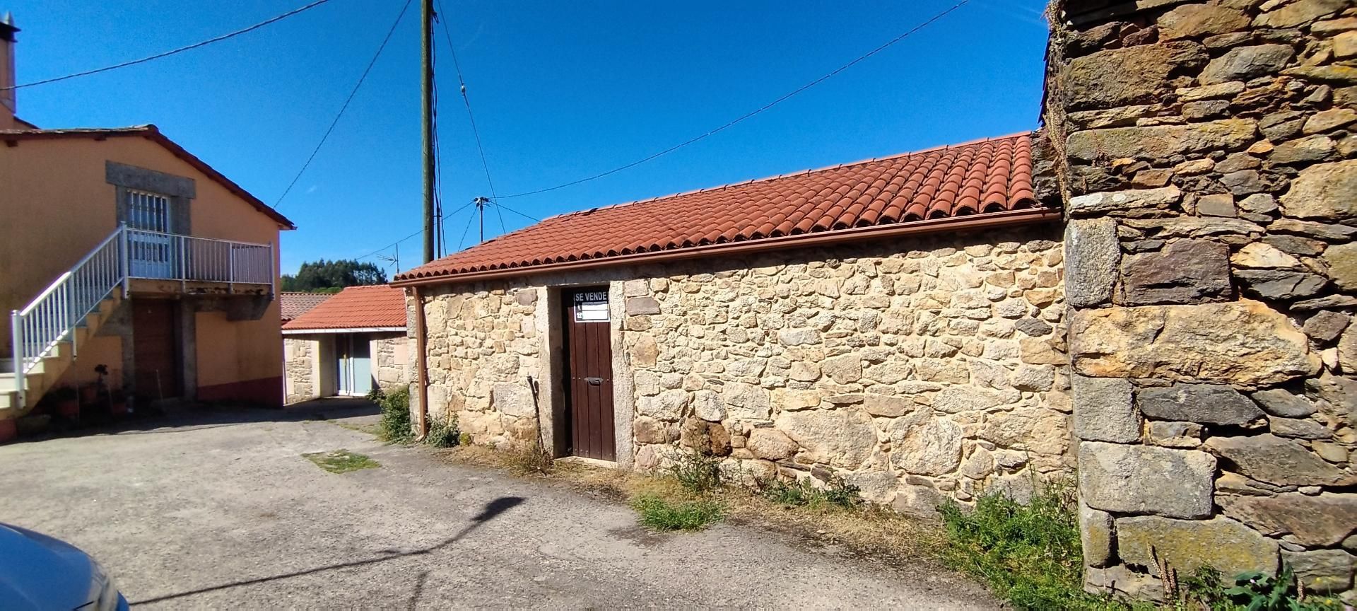 Exterior view of Single-family semi-detached for sale in Antas de Ulla