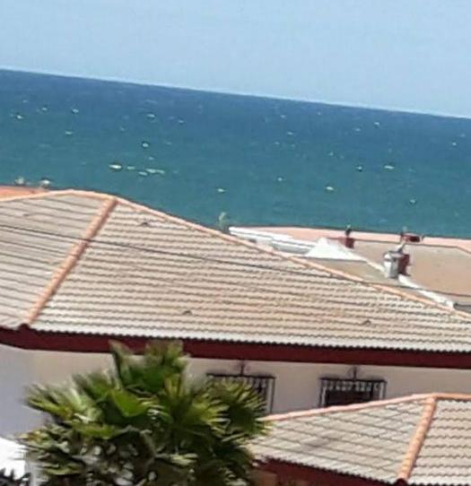 Foto 1 de Piso de alquiler en Avenida del Océano, 84d, Punta Umbría, Huelva