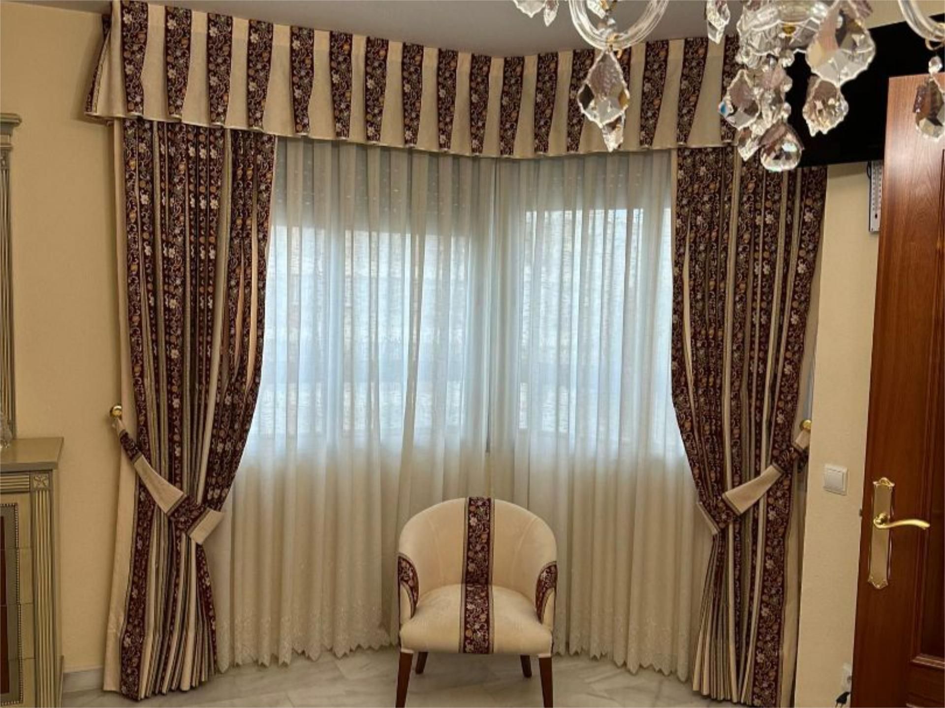 Living room of Flat for sale in Marbella  with Air Conditioner, Terrace and Swimming Pool