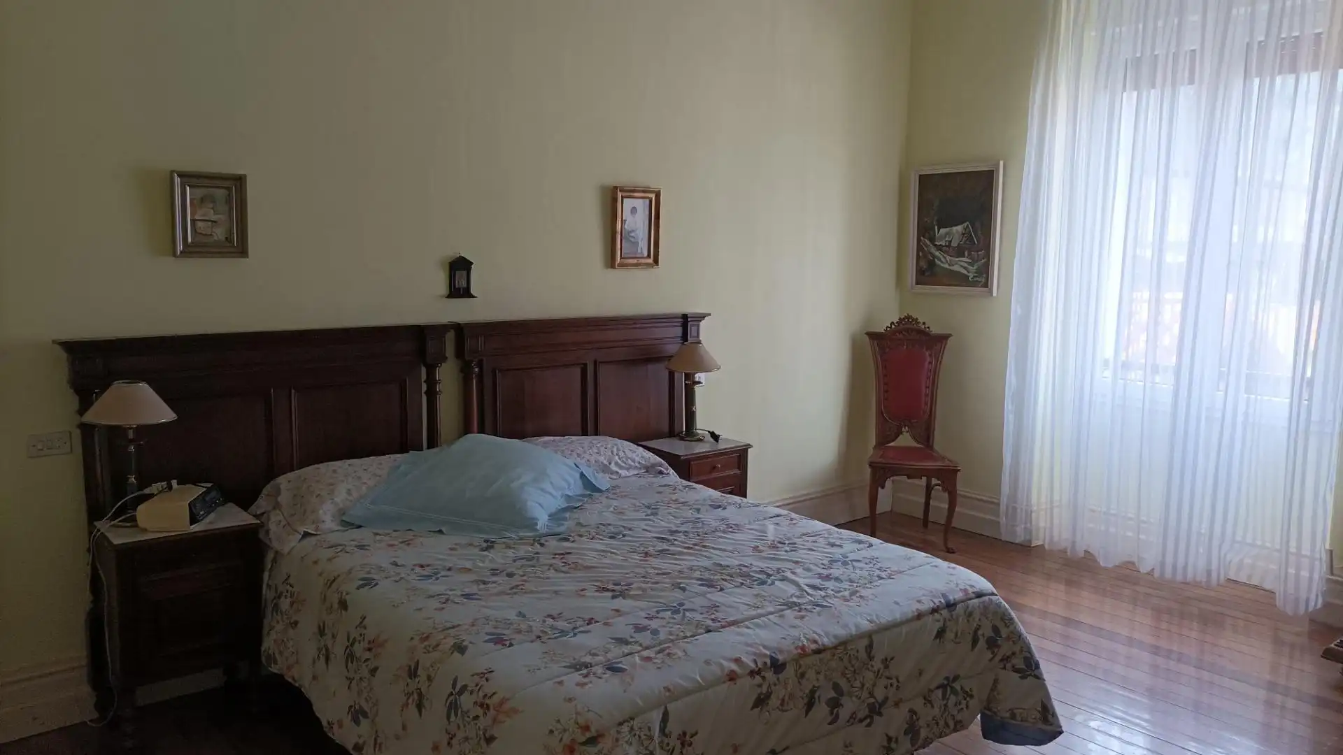Dormitori de Casa o xalet de lloguer en Pravia amb Calefacció, Jardí privat i Parquet