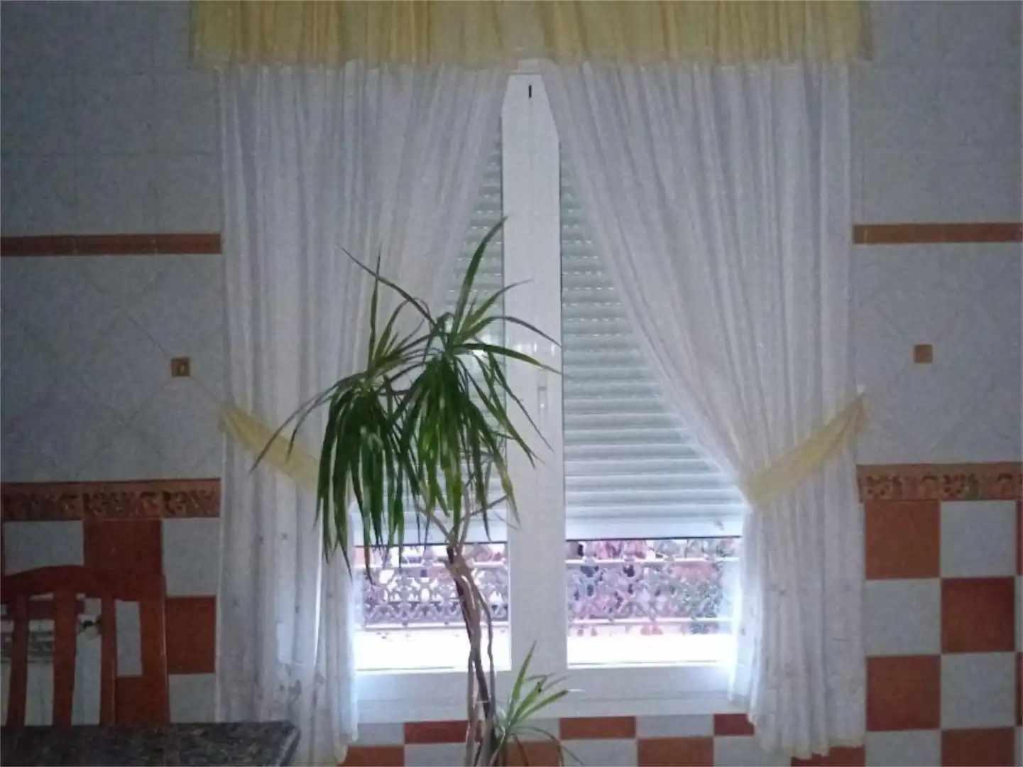Piso en venta en Calle San Francisco, 1, Castro del Río Habitación de Piso en venta en Castro del Río con Aire acondicionado, Calefacción y Jardín privado