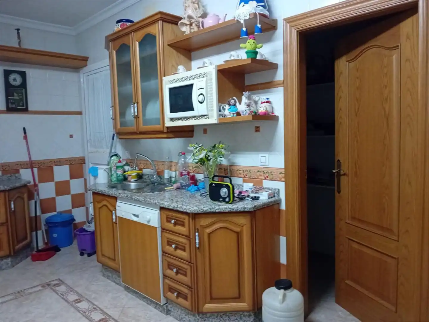 Piso en venta en Calle San Francisco, 1, Castro del Río Cocina de Piso en venta en Castro del Río con Aire acondicionado, Calefacción y Jardín privado