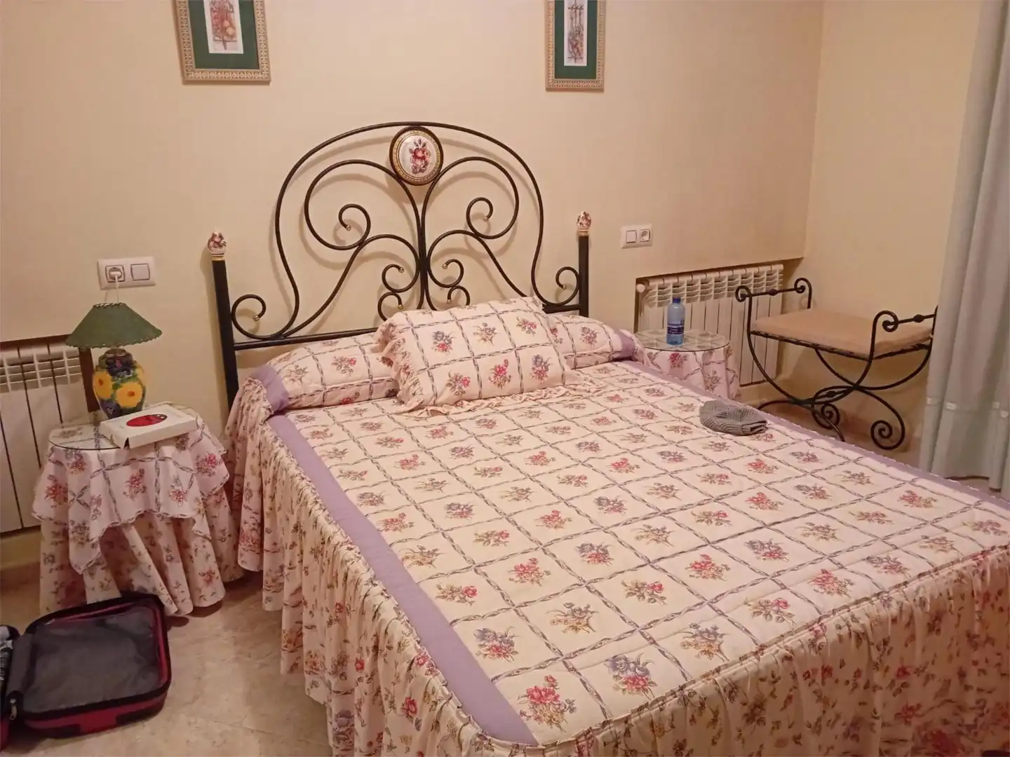 Piso en venta en Calle San Francisco, 1, Castro del Río Habitación de Piso en venta en Castro del Río con Aire acondicionado, Calefacción y Jardín privado