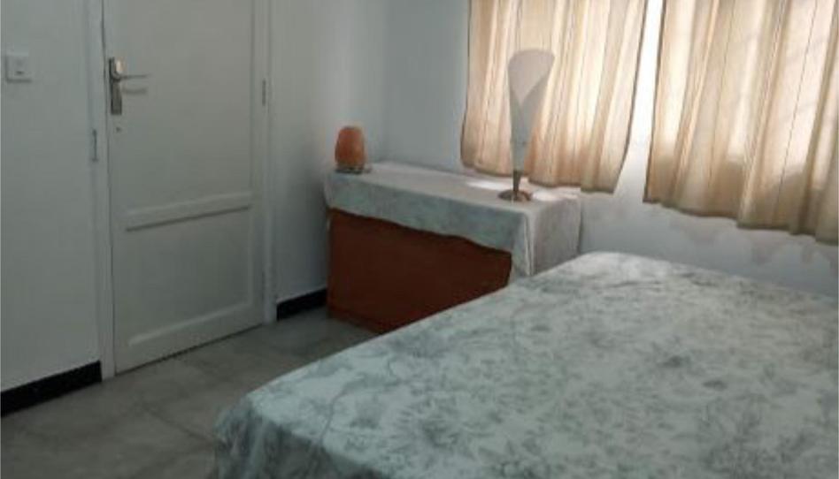 Flat to share in Carrer de Sant Joan de la Penya, 29, Els Orriols, Valencia - image 1 Photo 1 of Flat to share in Carrer de Sant Joan de la Penya, 29, Els Orriols, Valencia