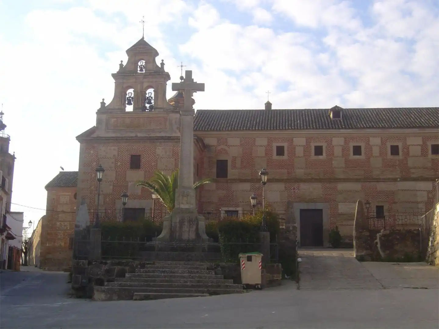 Piso en venta en Calle el Cid, 13, Calzada de Oropesa Vista exterior de Piso en venta en Calzada de Oropesa con Calefacción, Amueblado y Balcón