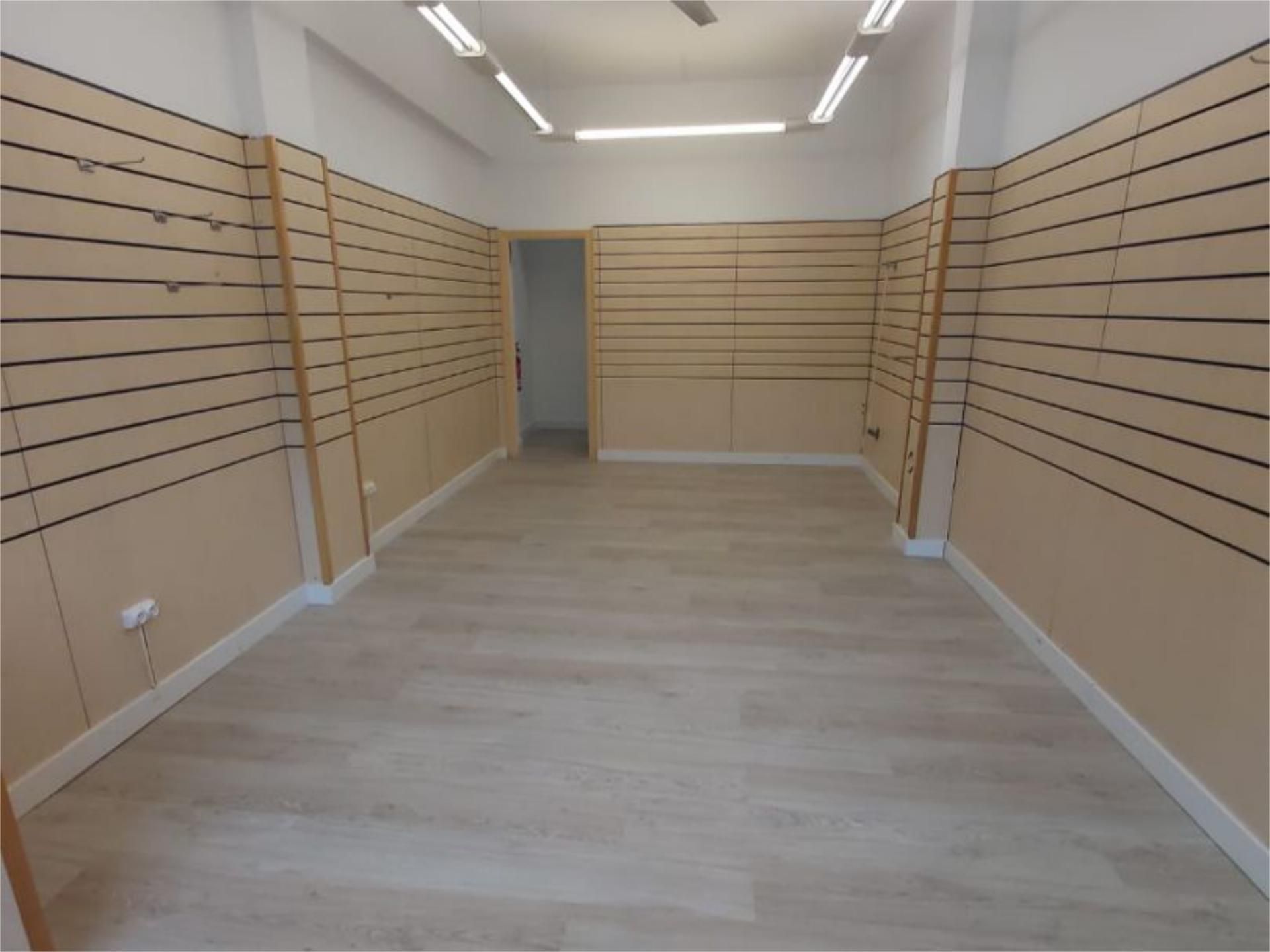 Local de alquiler en Vilanova i la Geltrú