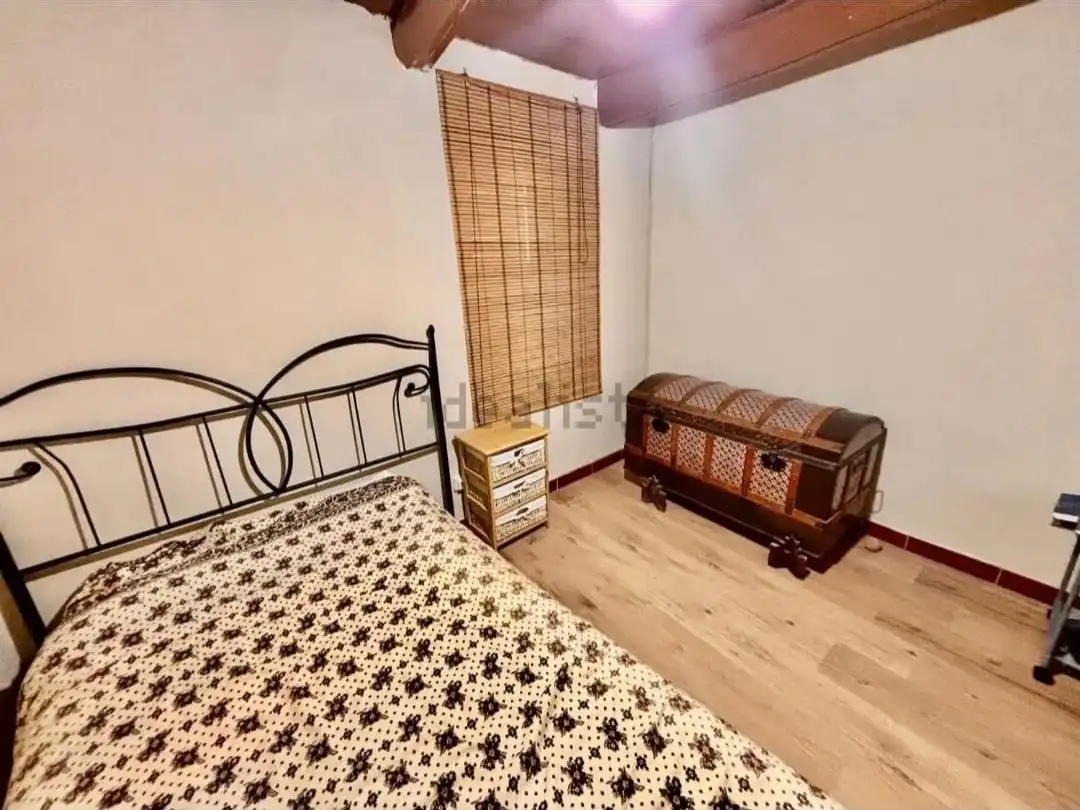 Casa adosada en venta en Calle la Carretera, 88, Laguna Dalga Habitación de Casa adosada en venta en Laguna Dalga con Amueblado