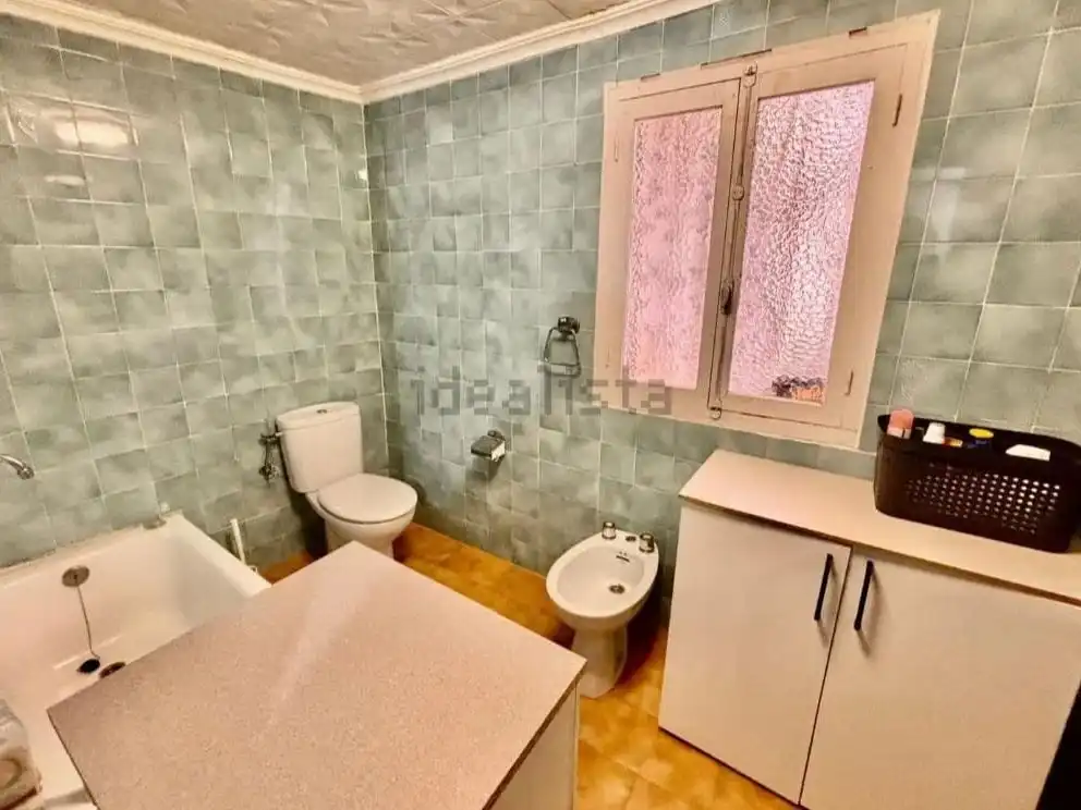 Casa adosada en venta en Calle la Carretera, 88, Laguna Dalga Baño de Casa adosada en venta en Laguna Dalga con Amueblado