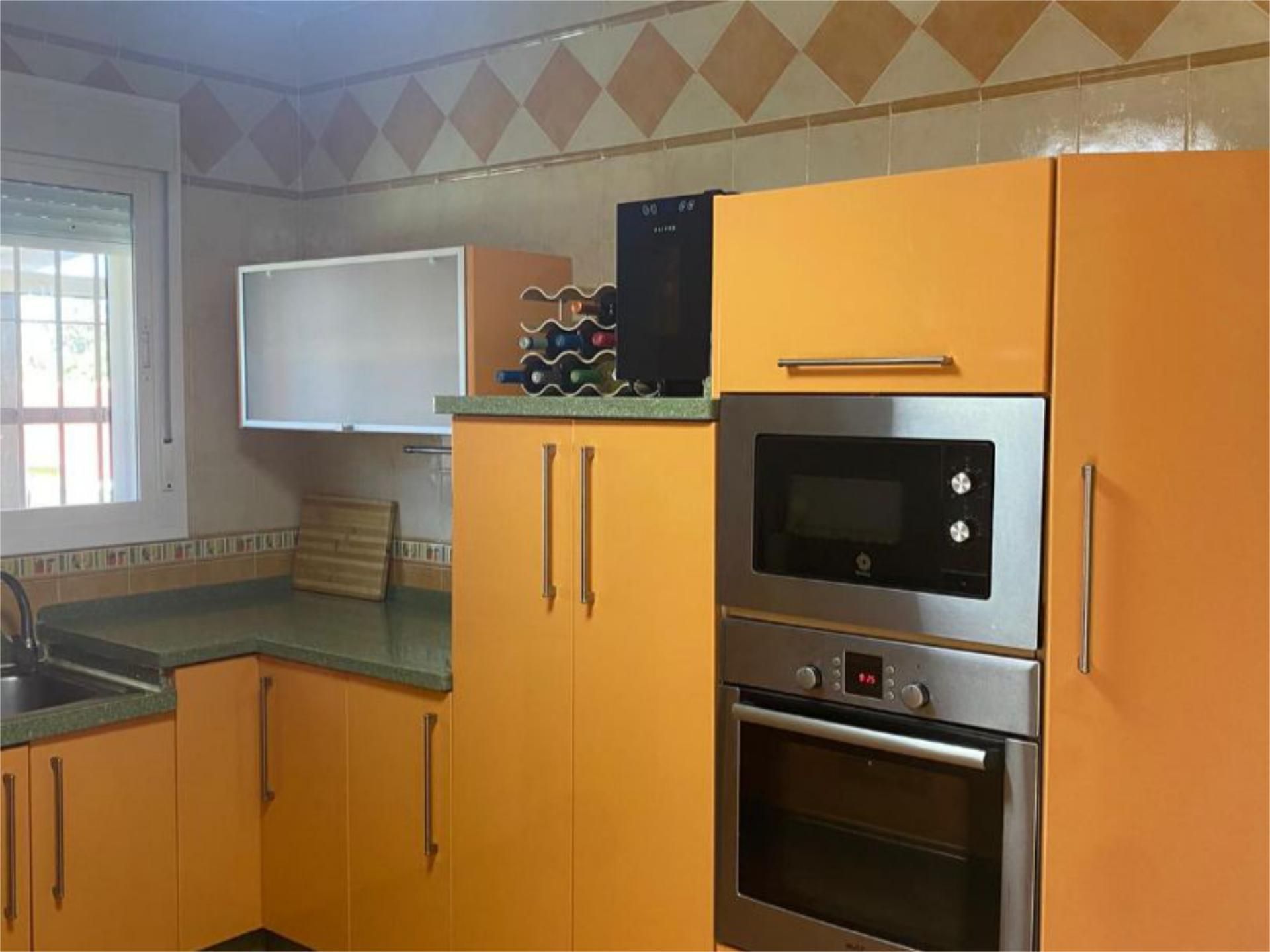 Kitchen of House or chalet to rent in Chiclana de la Frontera  with Air Conditioner, Storage room and Swimming Pool