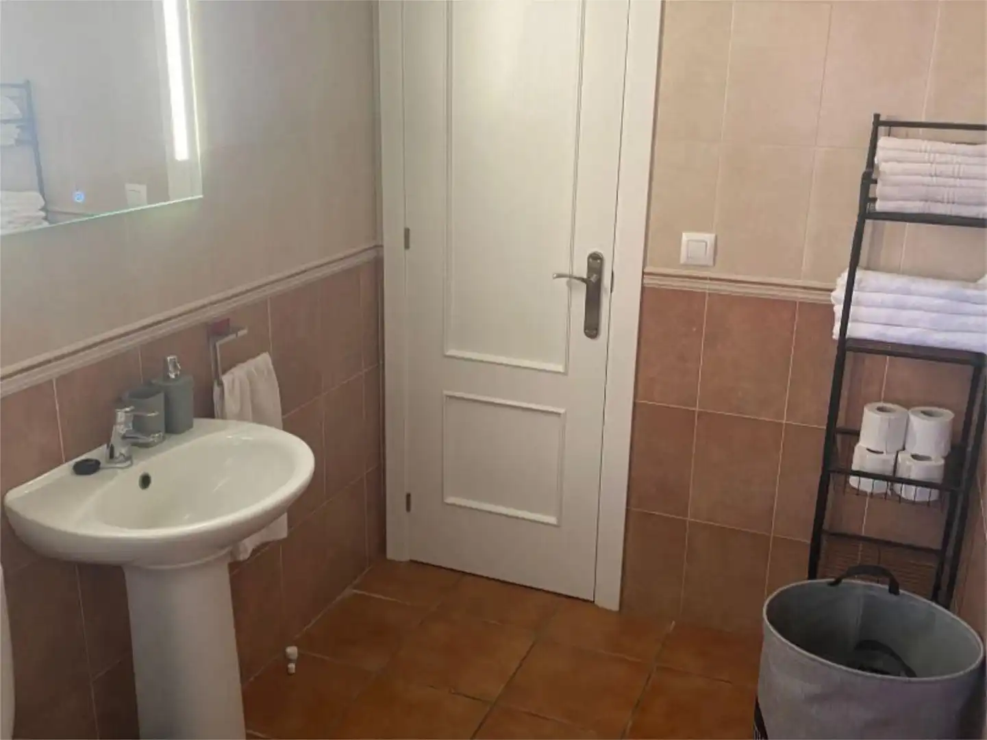 Casa o xalet de lloguer a Calle del Arco, 7, Núcleo urbano Bany de Casa o xalet de lloguer en Chiclana de la Frontera amb Aire condicionat, Traster i Piscina