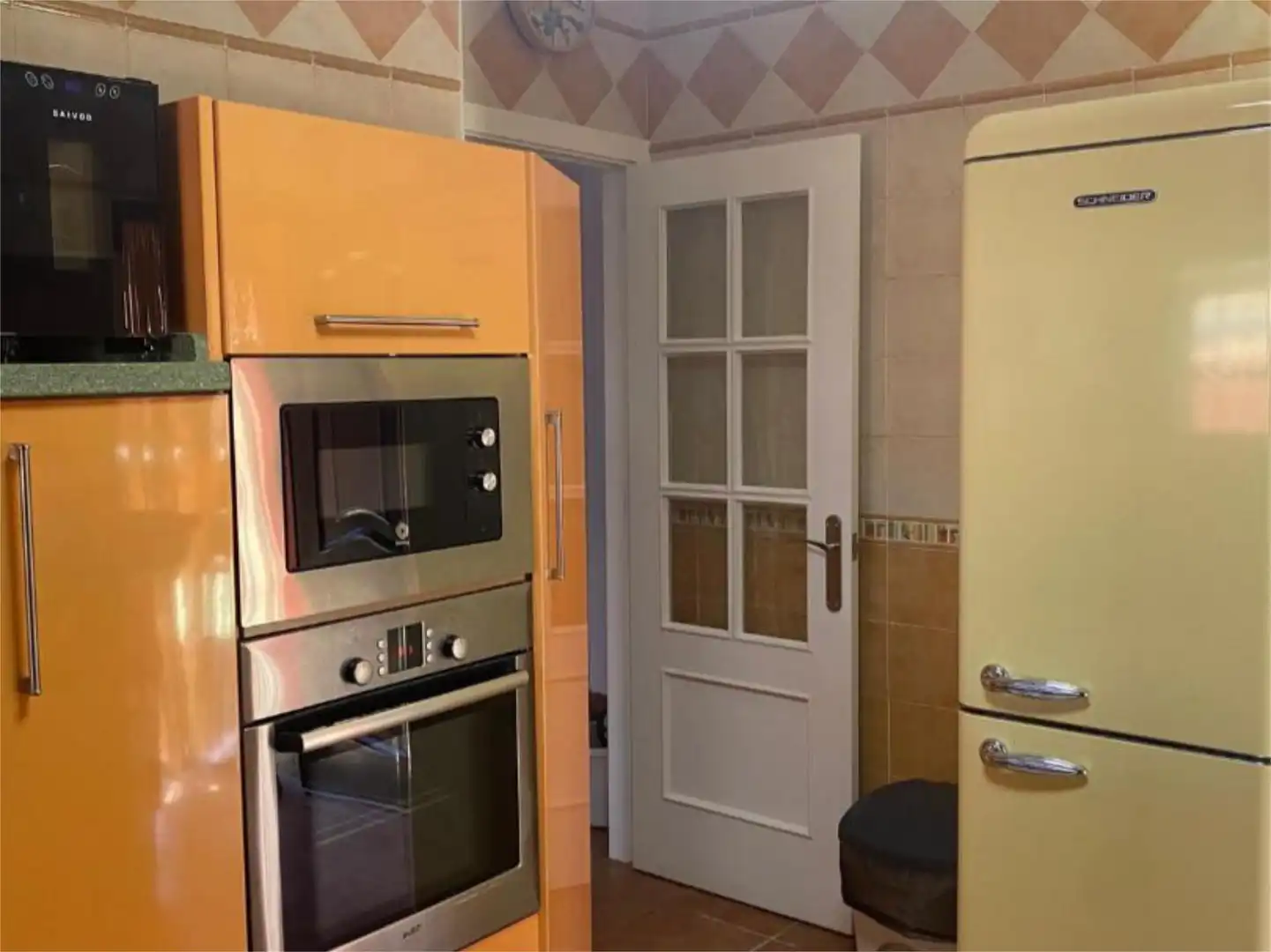 Casa o xalet de lloguer a Calle del Arco, 7, Núcleo urbano Cuina de Casa o xalet de lloguer en Chiclana de la Frontera amb Aire condicionat, Traster i Piscina