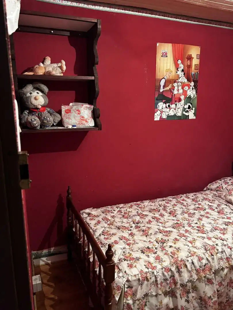 Casa adosada en venta en Lugar Correxais, 60, Vilamartín de Valdeorras Habitación de Casa adosada en venta en Vilamartín de Valdeorras con Calefacción, Trastero y Amueblado
