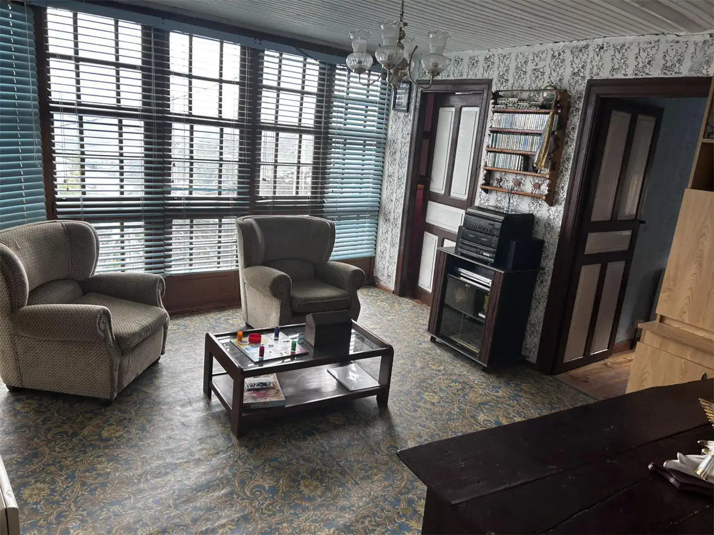 Casa adosada en venta en Lugar Correxais, 60, Vilamartín de Valdeorras Sala de estar de Casa adosada en venta en Vilamartín de Valdeorras con Calefacción, Trastero y Amueblado