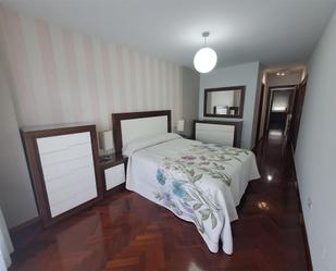 Dormitori de Pis en venda en Vigo  amb Balcó