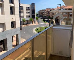 Exterior view of Flat for sale in Carbajosa de la Sagrada  with Terrace, Swimming Pool and Balcony