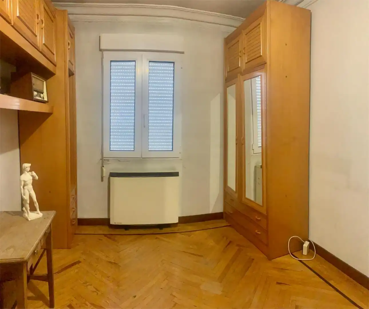Dormitori de Pis en venda en Burgos amb Calefacció i Traster