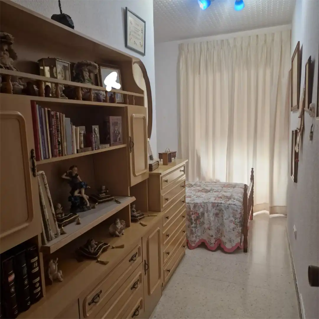 Bedroom of Flat for sale in Almendralejo  with Terrace, Furnished and Oven
