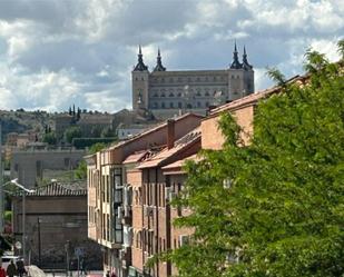 Exterior view of Flat for sale in  Toledo Capital  with Air Conditioner and Balcony