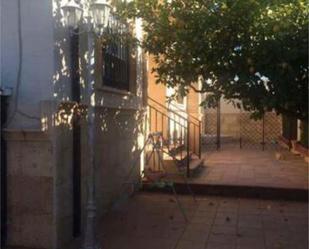 Exterior view of House or chalet for sale in Linares  with Heating, Private garden and Terrace