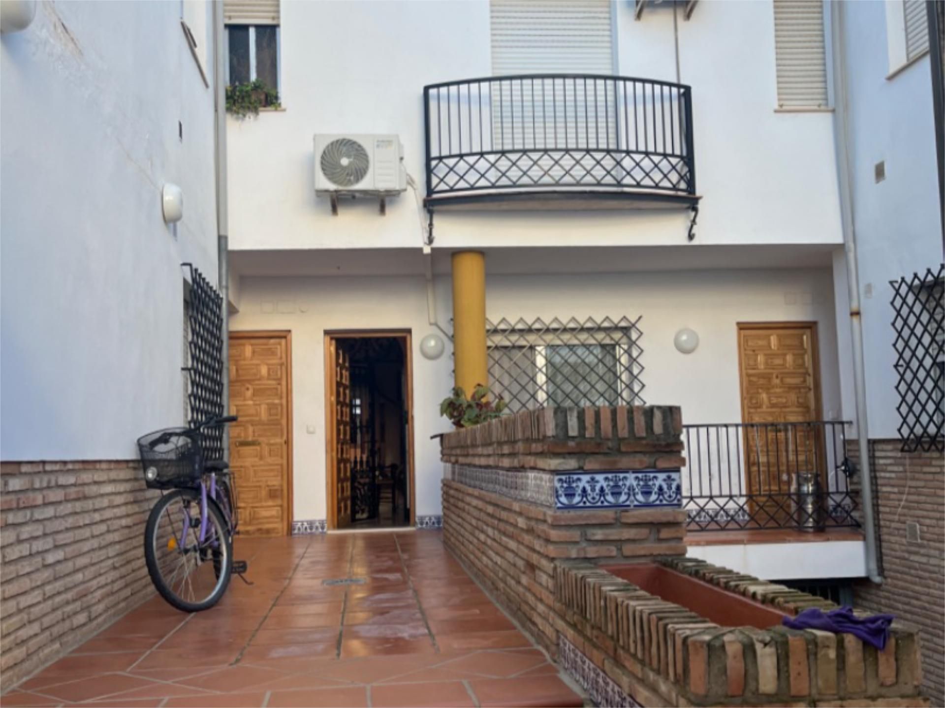 Exterior view of Flat for sale in Villafranca de Córdoba  with Air Conditioner, Terrace and Balcony