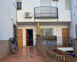 Exterior view of Flat for sale in Villafranca de Córdoba  with Air Conditioner, Terrace and Balcony