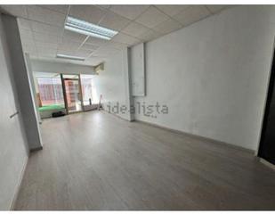 Premises for sale in Bargas  with Air Conditioner