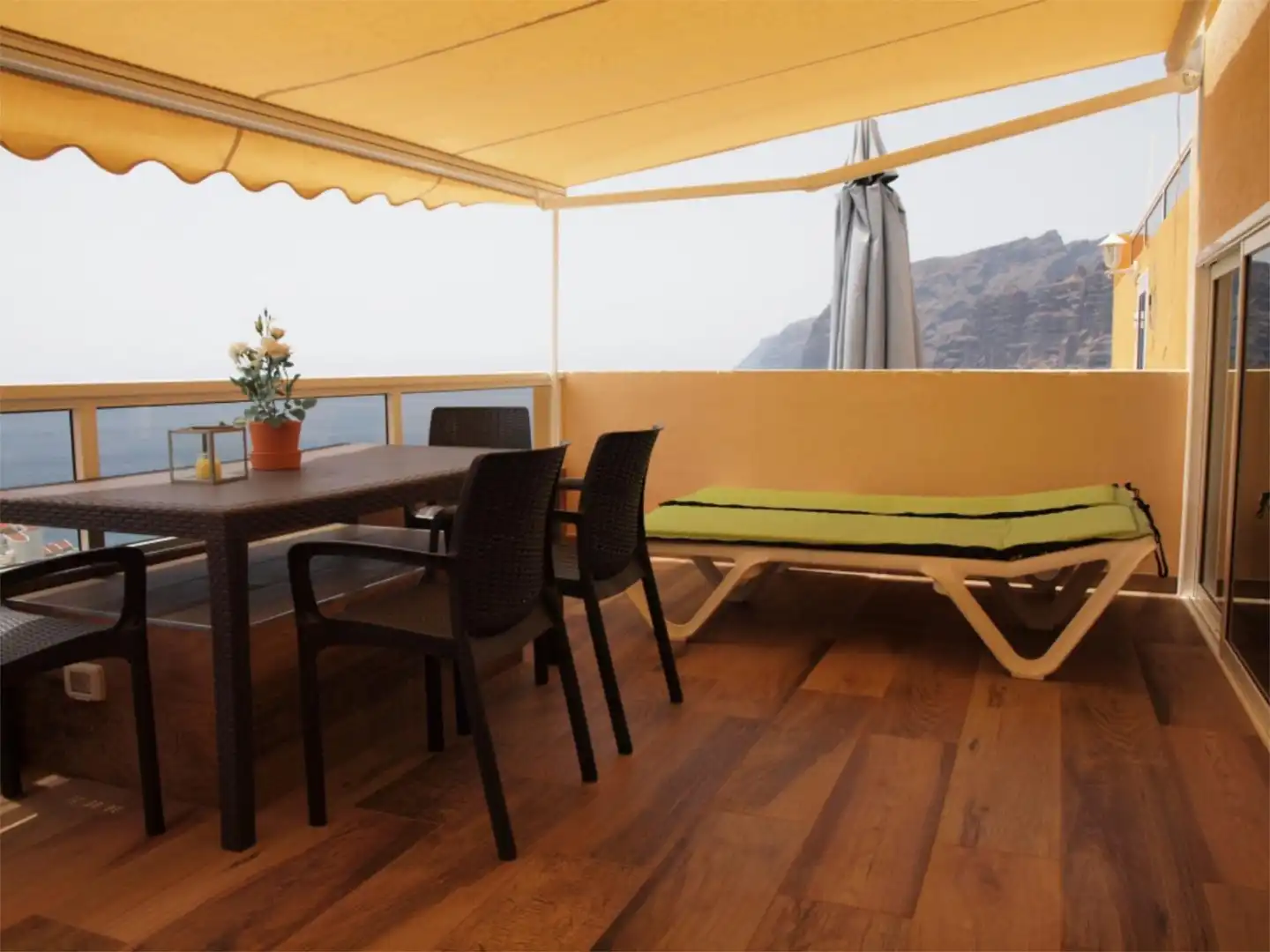 Wohnung zum Verkauf in Avenida Marítima Acantilados de los Gigantes, 71, Acantilados de Los Gigantes Terrasse von Wohnung zum Verkauf in Santiago del Teide mit Klimaanlage, Terrasse und Abstellraum