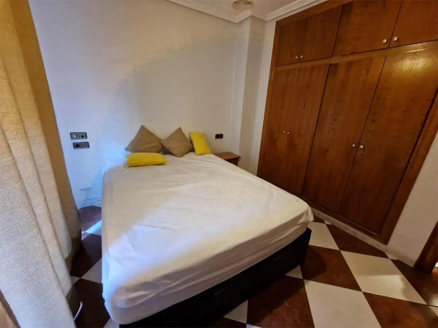 Piso en venta en Calle del Carmen, 20, Cabezo de Torres Habitación de Piso en venta en Murcia con Aire acondicionado, Terraza y Trastero