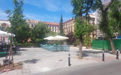 Piso en alquiler en universidad - malasaña